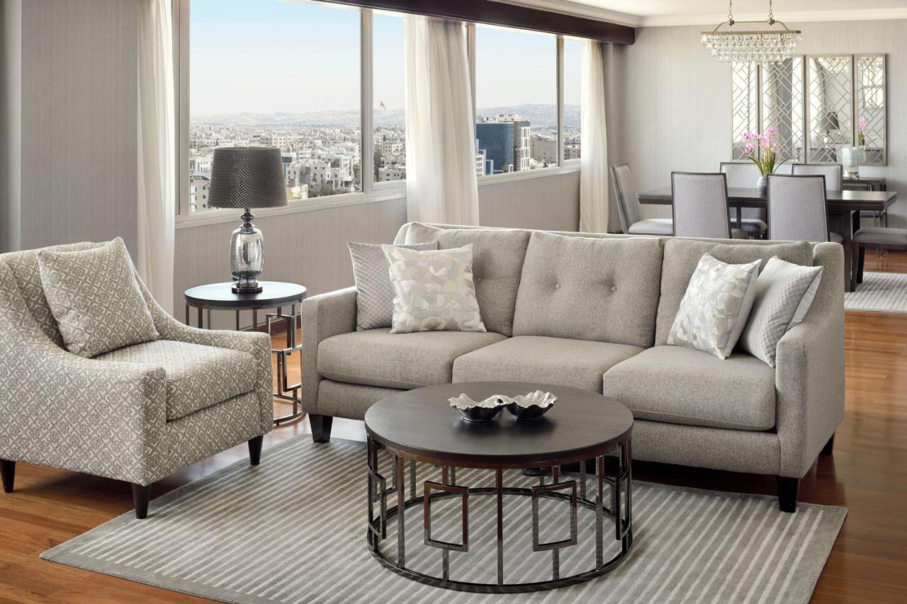 Amman Marriott Hotel Exterior photo A living room